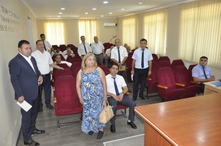 Allahverən Əliyev daim şəhid ailələrinə diqqət və qayğı göstərir Allahverən Əliyev daim şəhid ailələrinə diqqət və qayğı göstərir