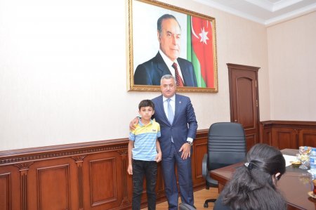 Abşeron rayonunda şəhid ailələri və vətəndaşlarla görüşlər keçirilib Abşeron rayonunda şəhid ailələri və vətəndaşlarla görüşlər keçirilib