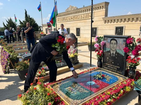 Abşeron rayonunda şəhid ailələri və vətəndaşlarla görüşlər keçirilib Abşeron rayonunda şəhid ailələri və vətəndaşlarla görüşlər keçirilib