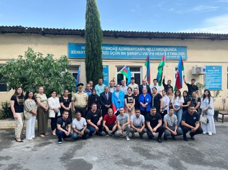 Abşeron rayonunda şəhid ailələri və vətəndaşlarla görüşlər keçirilib Abşeron rayonunda şəhid ailələri və vətəndaşlarla görüşlər keçirilib