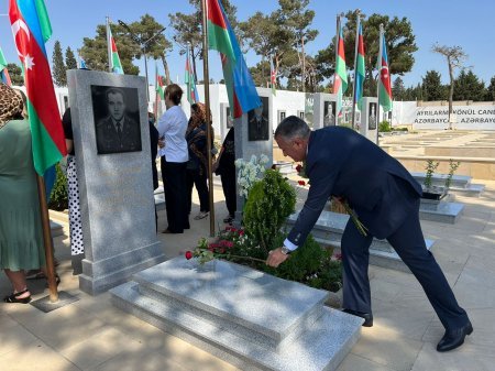Abşeron rayonunda şəhid ailələri və vətəndaşlarla görüşlər keçirilib Abşeron rayonunda şəhid ailələri və vətəndaşlarla görüşlər keçirilib