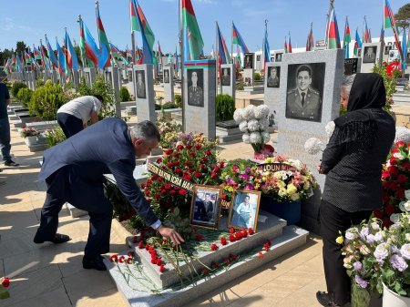 Abşeron rayonunda şəhid ailələri və vətəndaşlarla görüşlər keçirilib Abşeron rayonunda şəhid ailələri və vətəndaşlarla görüşlər keçirilib
