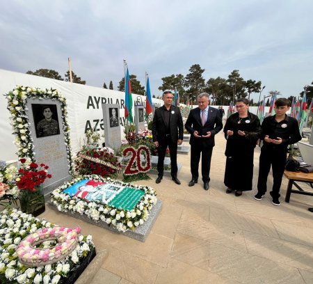 Abşeron rayonunda şəhid ailələri və vətəndaşlarla görüşlər keçirilib Abşeron rayonunda şəhid ailələri və vətəndaşlarla görüşlər keçirilib