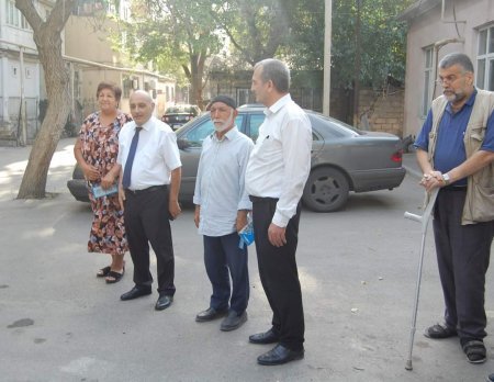 Parlaq gələcək üçün…