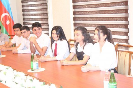 Yevlax Şəhər İcra Hakimiyyətində silsilə tədbirlər davam edir