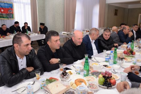 Dövlətinə Şərəfli xidmtə edən icra başçısı İlqar Mahmudov