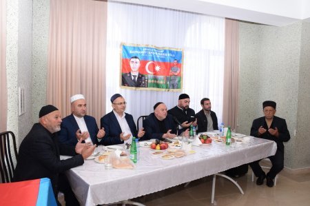 Dövlətinə Şərəfli xidmtə edən icra başçısı İlqar Mahmudov