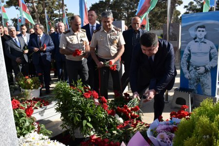 Elşad Həsənov şəhid ailələri ilə daim maraqlanır