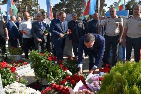 Elşad Həsənov şəhid ailələri ilə daim maraqlanır