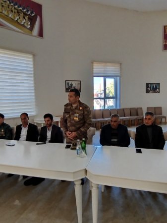 "Zəfər Günü" ilə əlaqədar olaraq ATİAHİ Ağsu Rayon Təşkilatının Sədri xanım Sevinc Beybudovanın təşkilatçılığı ilə şəhid ailələri, qazilər və müharibə iştirakçıları ilə görüş keçirilmişdir "Zəfər Günü" ilə əlaqədar olaraq ATİAHİ Ağsu Rayon Təşkilatının Sədri xanım Sevinc Beybudovanın təşkilatçılığı ilə şəhid ailələri, qazilər və müharibə iştirakçıları ilə görüş keçirilmişdir