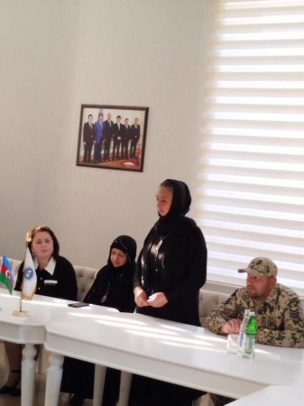 "Zəfər Günü" ilə əlaqədar olaraq ATİAHİ Ağsu Rayon Təşkilatının Sədri xanım Sevinc Beybudovanın təşkilatçılığı ilə şəhid ailələri, qazilər və müharibə iştirakçıları ilə görüş keçirilmişdir "Zəfər Günü" ilə əlaqədar olaraq ATİAHİ Ağsu Rayon Təşkilatının Sədri xanım Sevinc Beybudovanın təşkilatçılığı ilə şəhid ailələri, qazilər və müharibə iştirakçıları ilə görüş keçirilmişdir