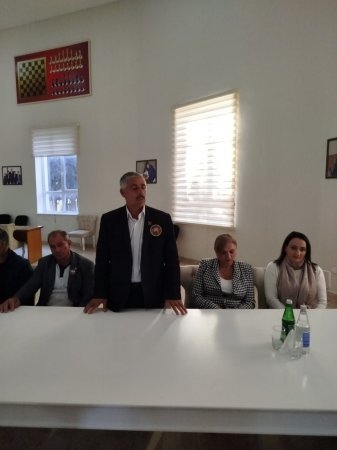 "Zəfər Günü" ilə əlaqədar olaraq ATİAHİ Ağsu Rayon Təşkilatının Sədri xanım Sevinc Beybudovanın təşkilatçılığı ilə şəhid ailələri, qazilər və müharibə iştirakçıları ilə görüş keçirilmişdir "Zəfər Günü" ilə əlaqədar olaraq ATİAHİ Ağsu Rayon Təşkilatının Sədri xanım Sevinc Beybudovanın təşkilatçılığı ilə şəhid ailələri, qazilər və müharibə iştirakçıları ilə görüş keçirilmişdir