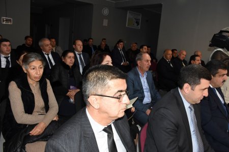 Ağsu RİH başçısı Məlikçobanlı kənd sakinləri üçün səyyar qəbul keçirib