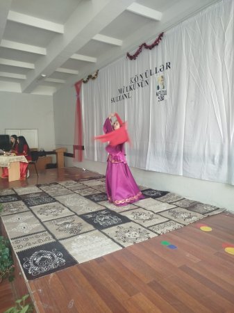  Ağsu Şəhər 3 Nömrəli Məktəbdə "Könüllər Mülkünün Sultanı" Ədəbi-Bədii Tədbiri Keçirildi