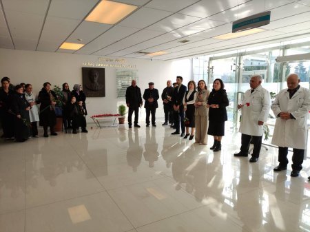 Şəhid həkim Şahin Quliyevin anadan olmasından 69 il ötür