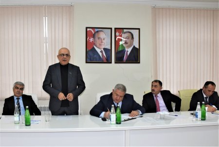 Ağsu Rayon İcra Hakimiyyətinin Başçısı Rövşən Bağırov Padarqışlaq və Bico Kəndlərində Səyyar Qəbul Keçirib: Vətəndaşların Tələbləri Yerində Həll Olundu Ağsu Rayon İcra Hakimiyyətinin Başçısı Rövşən Bağırov Padarqışlaq və Bico Kəndlərində Səyyar Qəbul Keçirib: Vətəndaşların Tələbləri Yerində Həll Olundu