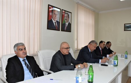 Ağsu Rayon İcra Hakimiyyətinin Başçısı Rövşən Bağırov Padarqışlaq və Bico Kəndlərində Səyyar Qəbul Keçirib: Vətəndaşların Tələbləri Yerində Həll Olundu Ağsu Rayon İcra Hakimiyyətinin Başçısı Rövşən Bağırov Padarqışlaq və Bico Kəndlərində Səyyar Qəbul Keçirib: Vətəndaşların Tələbləri Yerində Həll Olundu
