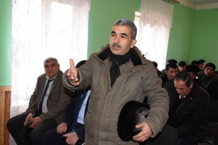 Ağsu Rayon İcra Hakimiyyətinin Başçısı Rövşən Bağırov Padarqışlaq və Bico Kəndlərində Səyyar Qəbul Keçirib: Vətəndaşların Tələbləri Yerində Həll Olundu Ağsu Rayon İcra Hakimiyyətinin Başçısı Rövşən Bağırov Padarqışlaq və Bico Kəndlərində Səyyar Qəbul Keçirib: Vətəndaşların Tələbləri Yerində Həll Olundu