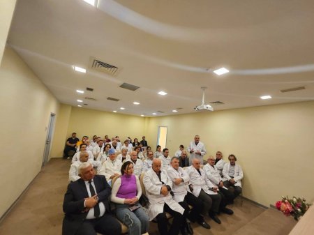 Əhməd Nəbiyev: Bacarıqlı və Vicdanlı Həkim Kollektivin Hörmətini Qazanaraq Təqaüdə Yola Salındı Əhməd Nəbiyev: Bacarıqlı və Vicdanlı Həkim Kollektivin Hörmətini Qazanaraq Təqaüdə Yola Salındı