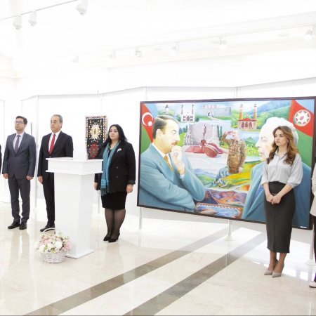 “Əbədiyaşar Lider” adlı sərginin açılışı olub