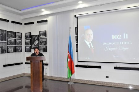 “Ağsuda Ulu Öndərə Dərin Ehtiram: Heydər Əliyevin 102-ci İldönümü Qeyd Olundu” “Ağsuda Ulu Öndərə Dərin Ehtiram: Heydər Əliyevin 102-ci İldönümü Qeyd Olundu”
