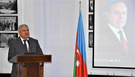 “Ağsuda Ulu Öndərə Dərin Ehtiram: Heydər Əliyevin 102-ci İldönümü Qeyd Olundu”