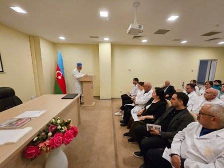 Ağsu Rayon Mərkəzi Xəstəxanasında Ümummilli Lider Heydər Əliyevin anadan olmasının 102-ci ildönümünə həsr edilən tədbir keçirilib