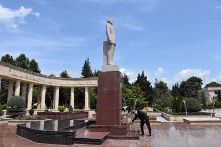 Ağsu Rayon İcra Hakimiyyətinin təşkilatçılığı ilə şəhər Mədəniyyət evində “Konstitusiya və Suverenlik İli” çərçivəsində “28 may - Müstəqillik Günü - tariximizin şanlı səhifəsidir!” mövzusunda yığıncaq keçirilib Ağsu Rayon İcra Hakimiyyətinin təşkilatçılığı ilə şəhər Mədəniyyət evində “Konstitusiya və Suverenlik İli” çərçivəsində “28 may - Müstəqillik Günü - tariximizin şanlı səhifəsidir!” mövzusunda yığıncaq keçirilib