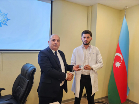Ağsuda YAP-a yeni üzv olanlara vəsiqə verildi - FOTO Ağsuda YAP-a yeni üzv olanlara vəsiqə verildi - FOTO