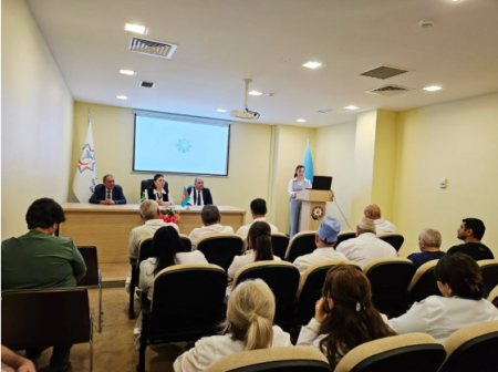 Ağsuda YAP-a yeni üzv olanlara vəsiqə verildi - FOTO Ağsuda YAP-a yeni üzv olanlara vəsiqə verildi - FOTO