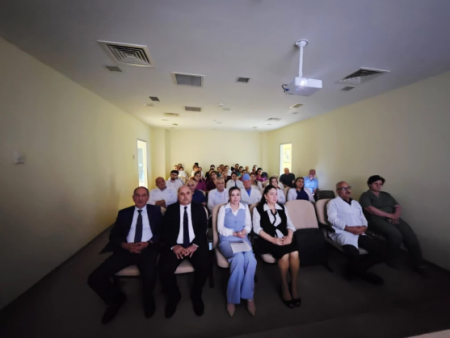 Ağsuda YAP-a yeni üzv olanlara vəsiqə verildi - FOTO Ağsuda YAP-a yeni üzv olanlara vəsiqə verildi - FOTO