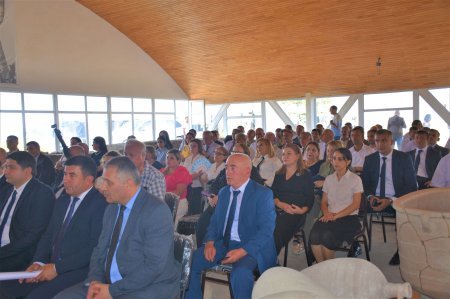 Ağsuda Professor Qafar Cəbiyevin 75 illik yubileyinə həsr olunmuş elmi-praktiki konfrans keçirildi