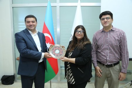 Pakistanlı MBA tələbələri “Ulduz” fabrikində Azərbaycan istehsalını kəşf etdilər