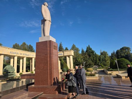 27 Sentyabr – Anım Günü ilə əlaqədar olaraq Ağsu Rayon Mərkəzi Xəstəxanasında Vətən uğrunda canlarından keçmiş şəhidlərimizin xatirəsinə həsr olunmuş anım tədbiri keçirilib