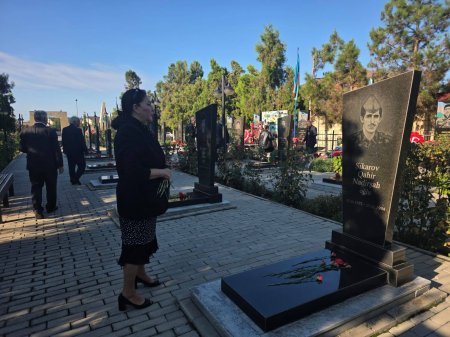 27 Sentyabr – Anım Günü ilə əlaqədar olaraq Ağsu Rayon Mərkəzi Xəstəxanasında Vətən uğrunda canlarından keçmiş şəhidlərimizin xatirəsinə həsr olunmuş anım tədbiri keçirilib