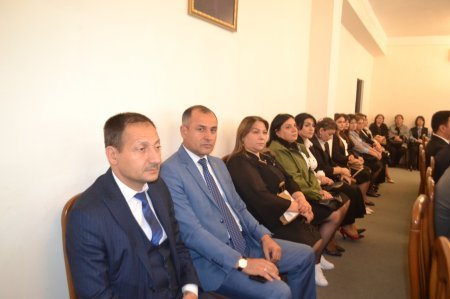 5 oktyabr Müəllim Günü münasibəti ilə Mingəçevir şəhər İcra Hakimiyyətinin başçısı İlham İsmayılovun təhsil işçiləri ilə görüşü 