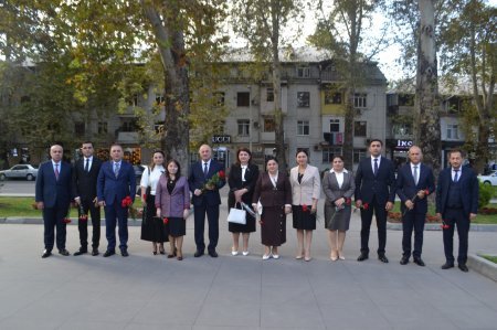 5 oktyabr Müəllim Günü münasibəti ilə Mingəçevir şəhər İcra Hakimiyyətinin başçısı İlham İsmayılovun təhsil işçiləri ilə görüşü 