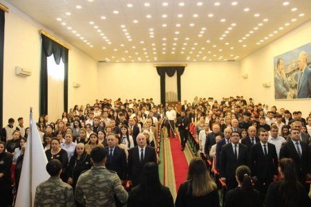 Bu gün - oktyabrın 5-i Beynəlxalq Müəllimlər Günüdür