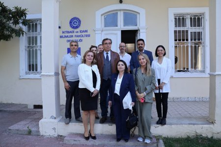 Qardaş ölkələr arasında elm körpüsü: Mingəçevir Dövlət Universiteti və Ege Universiteti bir araya gəldi Qardaş ölkələr arasında elm körpüsü: Mingəçevir Dövlət Universiteti və Ege Universiteti bir araya gəldi