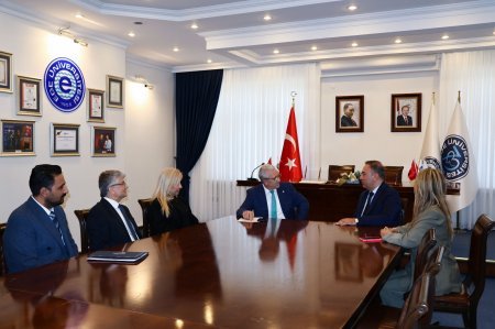 Qardaş ölkələr arasında elm körpüsü: Mingəçevir Dövlət Universiteti və Ege Universiteti bir araya gəldi Qardaş ölkələr arasında elm körpüsü: Mingəçevir Dövlət Universiteti və Ege Universiteti bir araya gəldi
