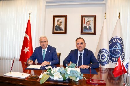 Qardaş ölkələr arasında elm körpüsü: Mingəçevir Dövlət Universiteti və Ege Universiteti bir araya gəldi Qardaş ölkələr arasında elm körpüsü: Mingəçevir Dövlət Universiteti və Ege Universiteti bir araya gəldi