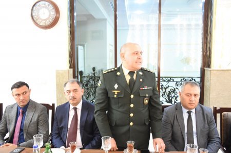 8 Noyabr - Zəfər Gününün beşinci ildönümü münasibəti ilə Ağsu-Rəhimli-Qaradağ kəndlərarası avtomobil yolunun 1,5-ci km-də ağacəkmə aksiyası keçirilib