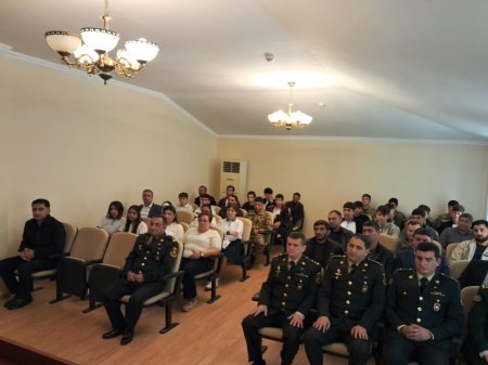 “Ağsuda Zəfər Gününə Həsr Olunmuş Tədbir Keçirildi: Tarixi Qələbə Vətənpərvərlik Ruhunda Yadda Qaldı”