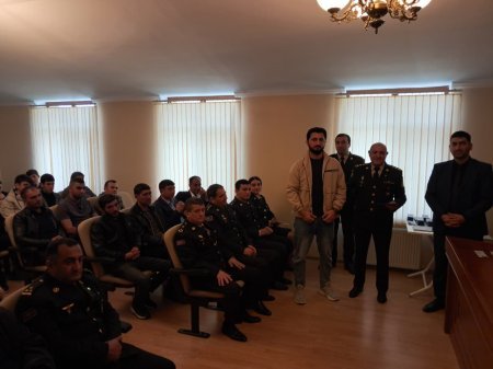 “Ağsuda Zəfər Gününə Həsr Olunmuş Tədbir Keçirildi: Tarixi Qələbə Vətənpərvərlik Ruhunda Yadda Qaldı”