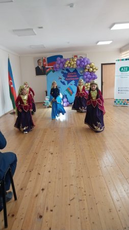 “Ağsuda Zəfər Gününə Həsr Olunmuş Tədbir -Tarixi Qələbə və Milli Qürur Gənc Nəsildə Canlandı”