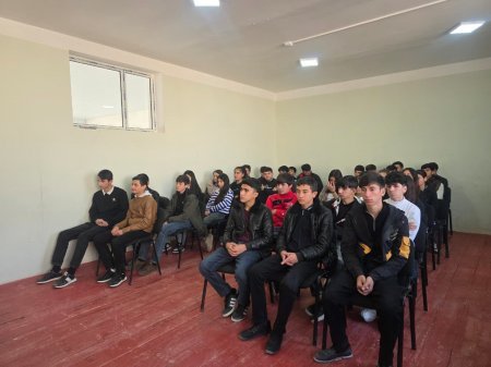 Ağsu Rayon S.Mütəllimov adına Gəgəli kənd tam orta məktəbində “Narkomaniyaya yox, erkən nikah və dini radikalizmə qarşı mübarizə” mövzusunda tədbir keçirilib