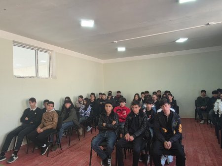 Ağsu Rayon S.Mütəllimov adına Gəgəli kənd tam orta məktəbində “Narkomaniyaya yox, erkən nikah və dini radikalizmə qarşı mübarizə” mövzusunda tədbir keçirilib