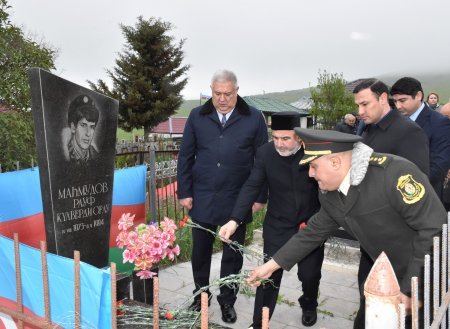 Aprel döyüşlərinin şəhidi Fərəczadə Toğrul Habil oğlunun xatirəsi anılıb Aprel döyüşlərinin şəhidi Fərəczadə Toğrul Habil oğlunun xatirəsi anılıb