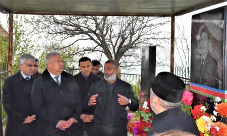 Aprel döyüşlərinin şəhidi Fərəczadə Toğrul Habil oğlunun xatirəsi anılıb Aprel döyüşlərinin şəhidi Fərəczadə Toğrul Habil oğlunun xatirəsi anılıb