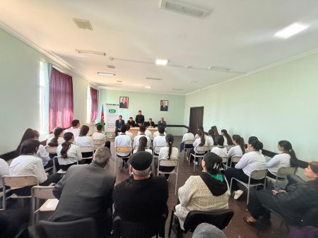 Ağsuda gənclərin maarifləndirilməsi: Narkomaniya, erkən nikah və kibercinayətkarlığa qarşı birgə mübarizə